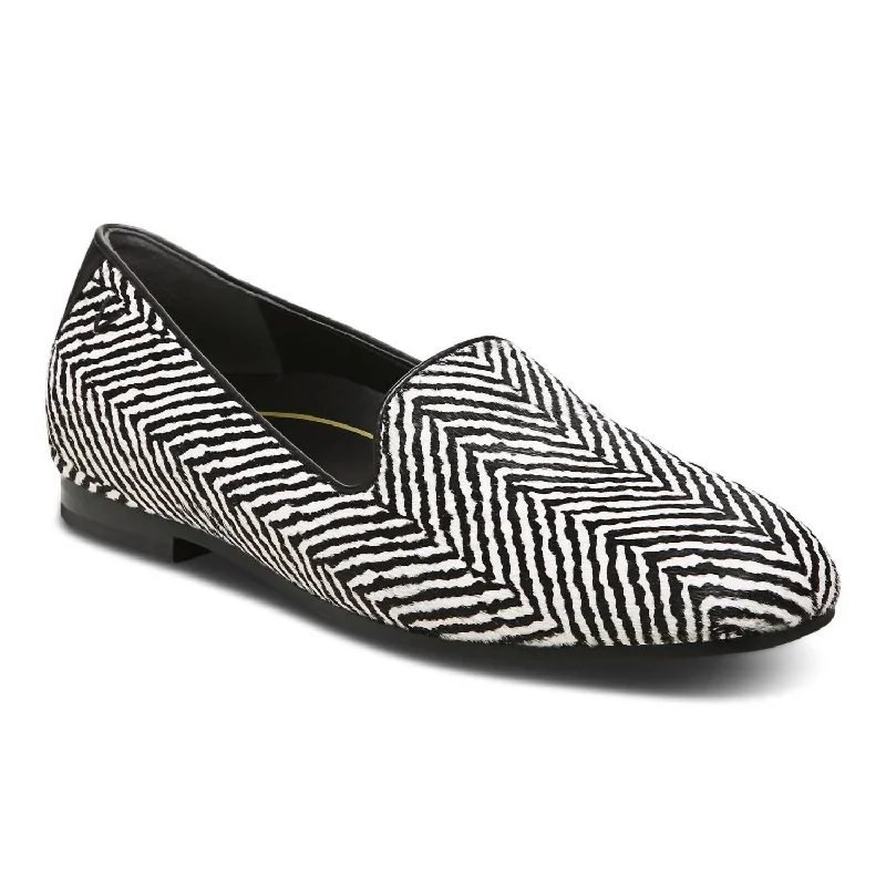 Willa Flat Shoes In Black/white