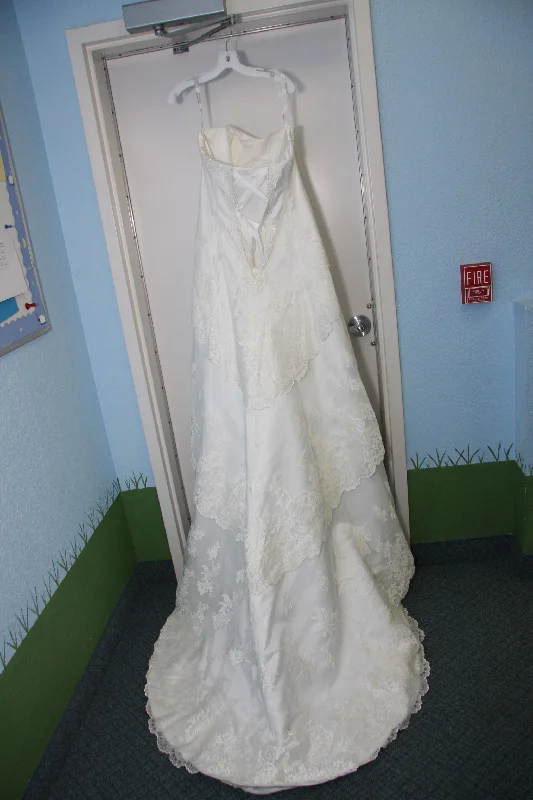 Great Deals, Just for You!Great Deals, Just for You!Alfred Angelo Layered Lace