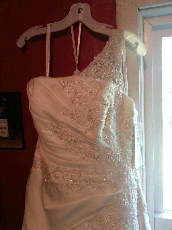 One Click Away from Big Savings!One Click Away from Big Savings!David's Bridal None