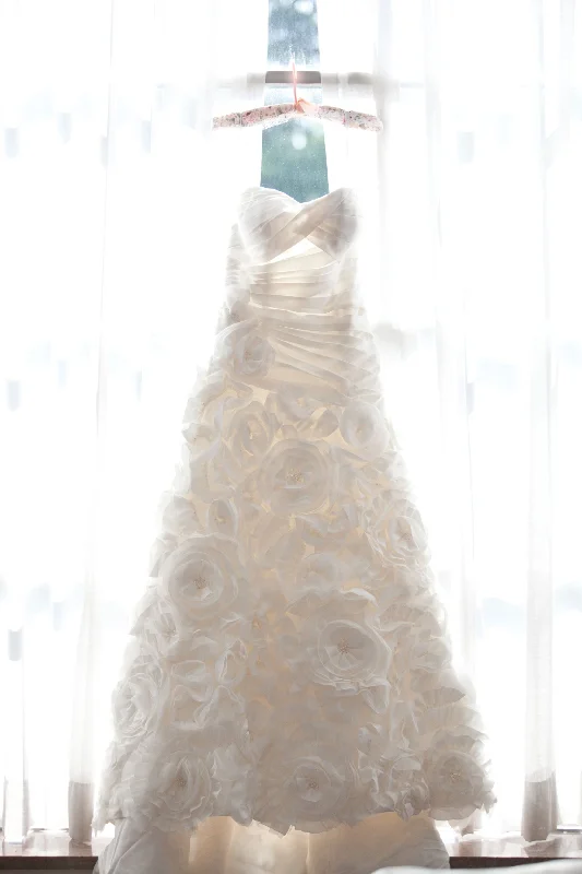 One Day Only – Huge Savings!One Day Only – Huge Savings!David's Bridal Taffeta Ball Gown with Floral Appliques on Skirt One Day Only – Huge Savings!One Day Only – Huge Savings!David's Bridal Taffeta Ball Gown with Floral Appliques on Skirt