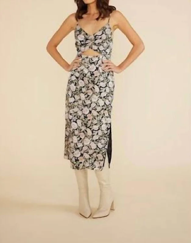Your Best Deals Are Here!Your Best Deals Are Here!Eliza Slip Midi Dress in Black