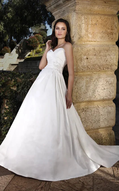 One Day Only – Huge Savings!One Day Only – Huge Savings!Essense of Australia Essense of Australia D1032 Size 10 One Day Only – Huge Savings!One Day Only – Huge Savings!Essense of Australia Essense of Australia D1032 Size 10