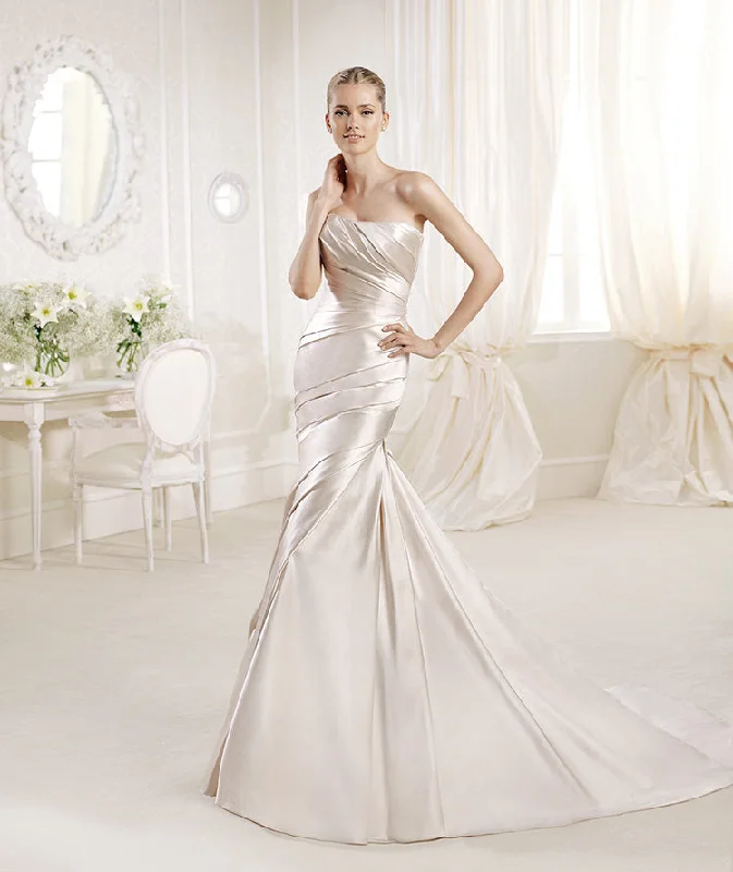 Shop Early, Save Big!La Sposa Fanal