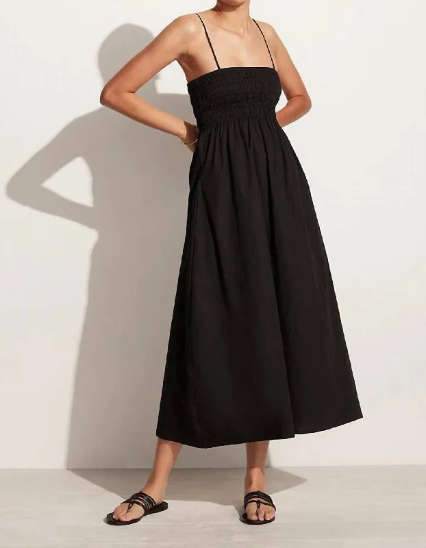Best Price of the Season!Best Price of the Season!Marieka Midi Dress in Black