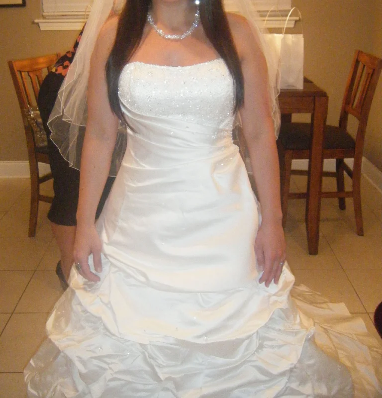One Click Away from Big Savings!One Click Away from Big Savings!Mori Lee Mori Lee Size 10