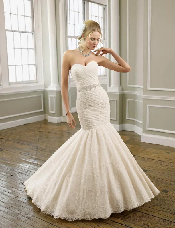 Save Like Never Before!Save Like Never Before!Mori Lee Style 1651