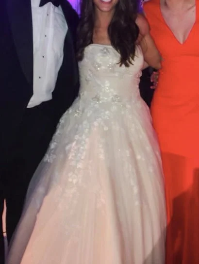 Sale Alert – Get Ready to Shop!Sale Alert – Get Ready to Shop!Oleg Cassini Tulle Ballgown with Champagne Lining and Beading/S Sale Alert – Get Ready to Shop!Sale Alert – Get Ready to Shop!Oleg Cassini Tulle Ballgown with Champagne Lining and Beading/S