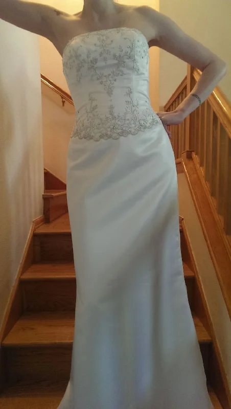 Save Like Never Before!Save Like Never Before!Other Strapless Wedding Dress