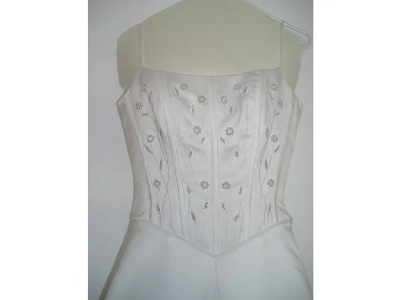 Buy More, Pay Less!Buy More, Pay Less!Paloma Blanca 05313