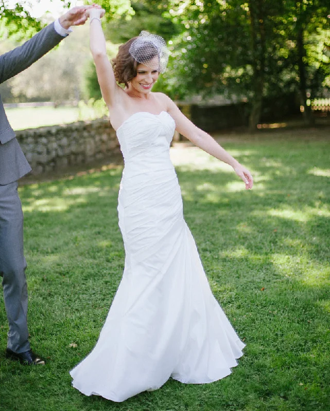 Sale Alert – Get Ready to Shop!Pronovias Alma