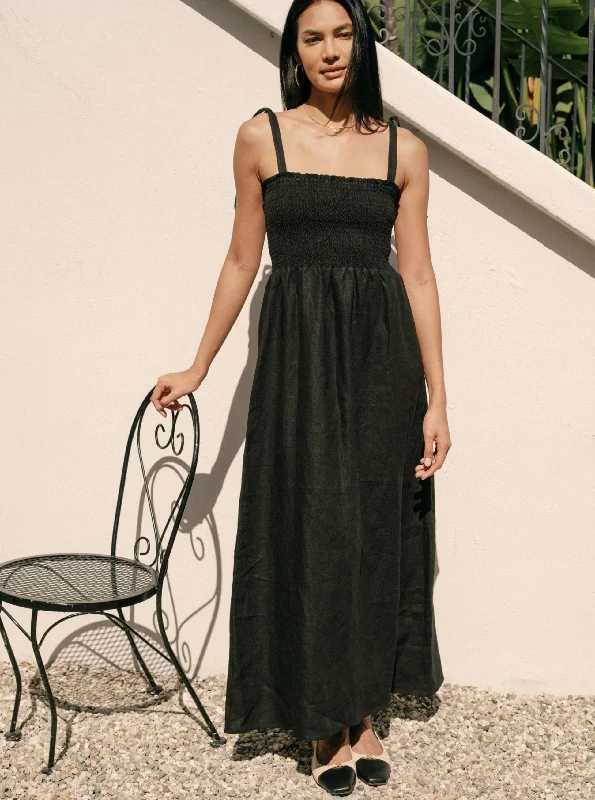 Get It Before It’s Gone!Get It Before It’s Gone!Sophie Dress - Black Linen