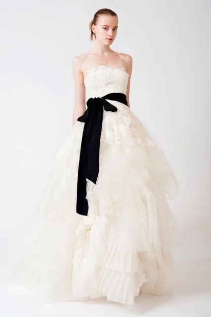 Limited Stock Available!Limited Stock Available!Vera Wang Eliza