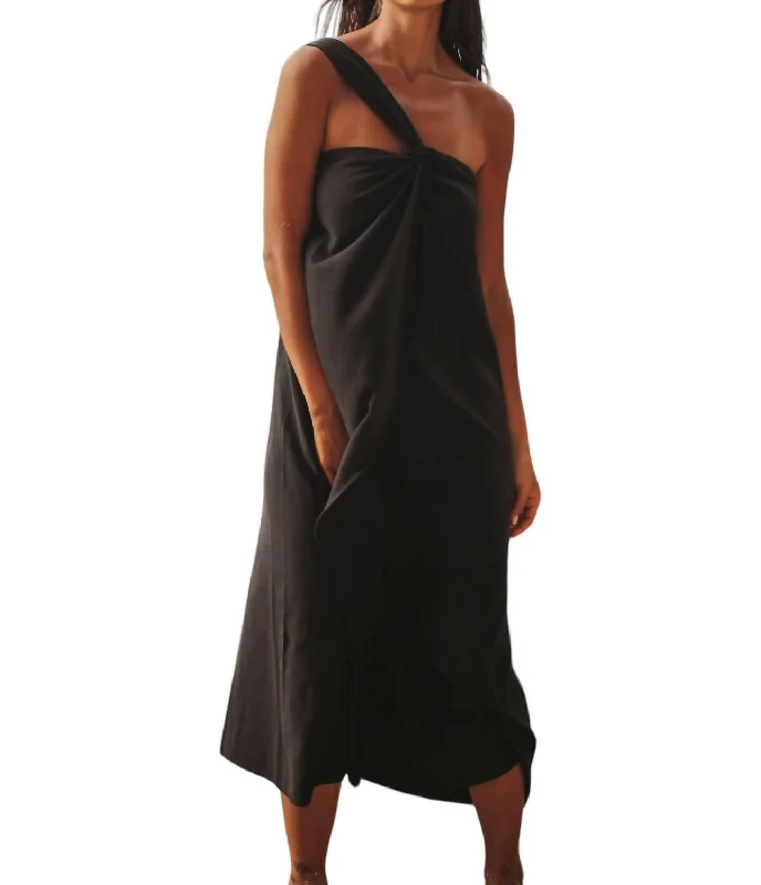 Don’t Wait – Deals Won’t Last!Don’t Wait – Deals Won’t Last!Pia Maxi Dress In Black Don’t Wait – Deals Won’t Last!Don’t Wait – Deals Won’t Last!Pia Maxi Dress In Black
