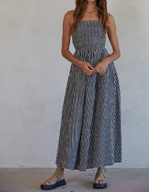 Don't Miss Out!Don't Miss Out!Striped Tube Neck Strapless Maxi Dress In Black