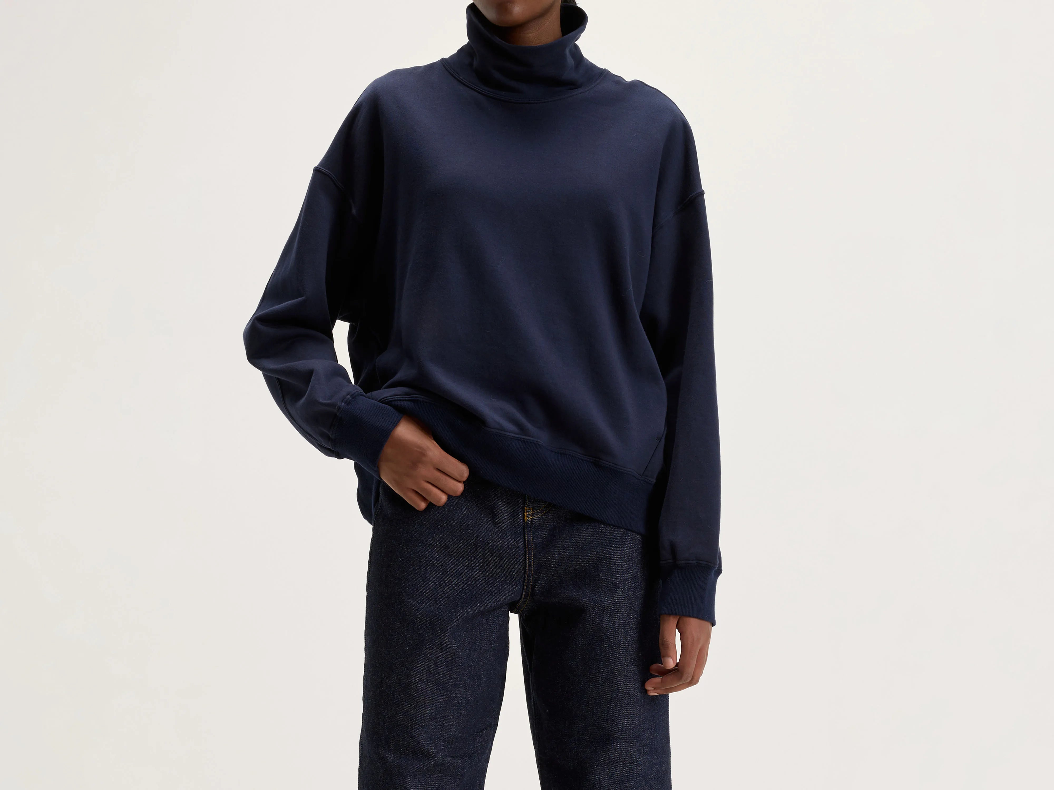 Seasonal Sale – Shop Now!Seasonal Sale – Shop Now!Tune French Terry Sweatshirt (242 / W / NAVY)