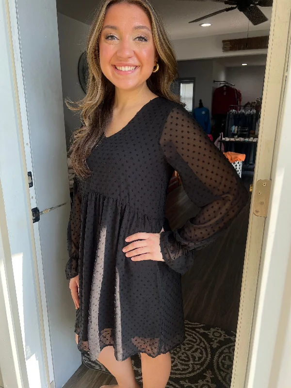 Enjoy Huge Discounts Now!Enjoy Huge Discounts Now!Black textured fit dress with sheer sleeves