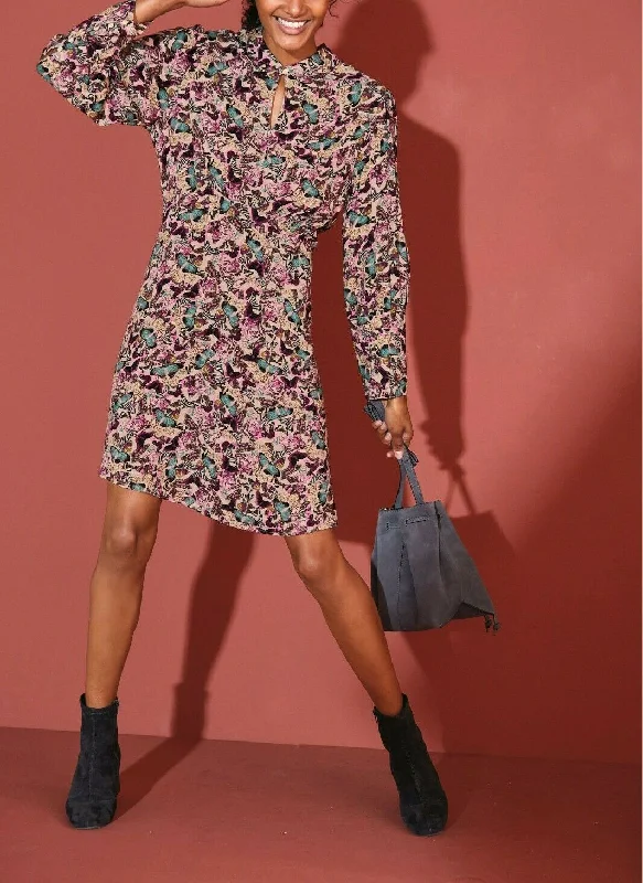 Seasonal Sale – Shop Now!Seasonal Sale – Shop Now!Floral Print Skater Dress