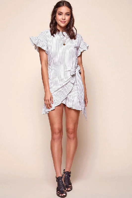 Limited Time Offer!Limited Time Offer!Lulu Frilly Summer Dress White