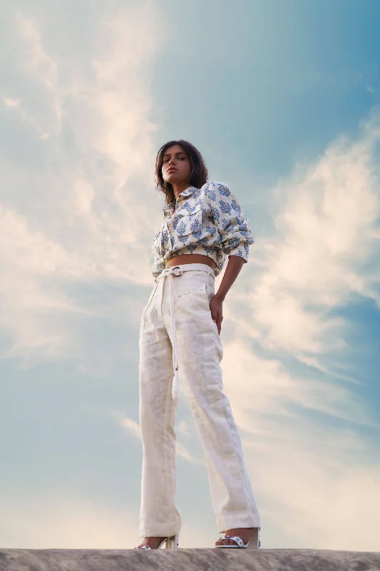 Hurry! While Supplies Last!Hurry! While Supplies Last!Dobby Cotton Flared Off White Pants Hurry! While Supplies Last!Hurry! While Supplies Last!Dobby Cotton Flared Off White Pants