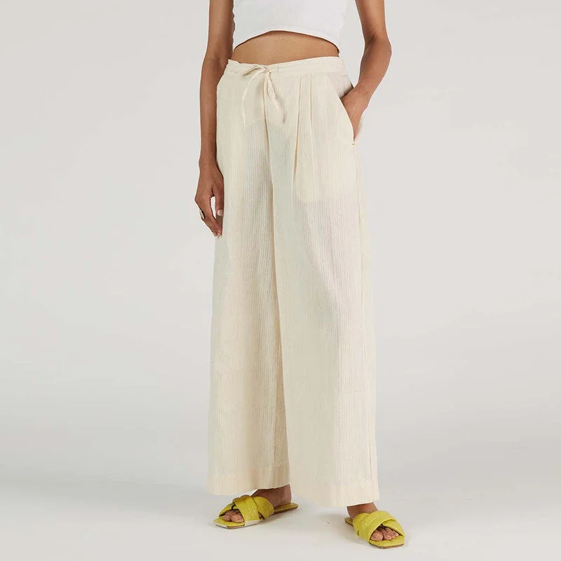Crazy Discounts Inside!Crazy Discounts Inside!Handloom Malkha Straight Fit Pants | White