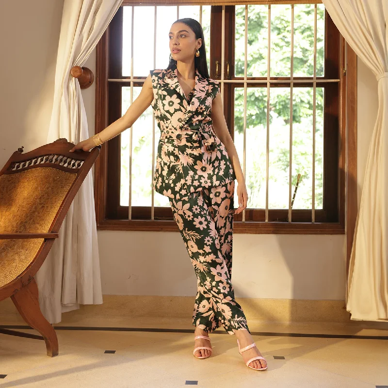 Only a Few Left – Order Now!Gaji Silk Blazer for Women | Half Sleeves | Floral Print | Green
