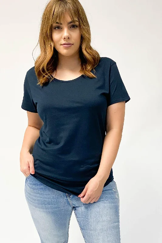 Massive Price Cuts!Massive Price Cuts!AS Colour Mali Tee Navy
