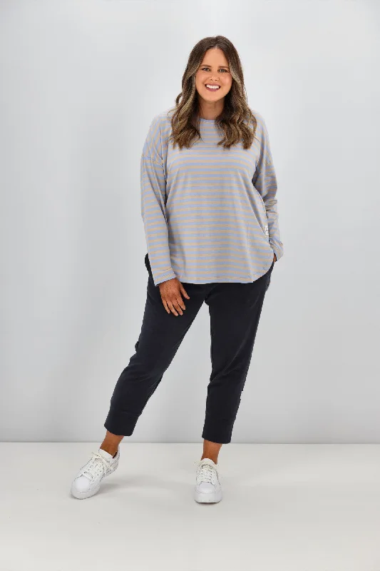 Your Shopping Spree Starts Here!Elm Lauren L/S Stripe Tee Hydrangea Irish Cream