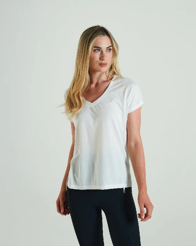 Shop More, Spend Less!Shop More, Spend Less!Retreat T-shirt Light Ivory