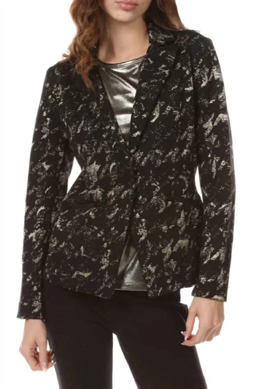 Exclusive Savings This Week!Exclusive Savings This Week!Moonstruck Blazer In Black Exclusive Savings This Week!Exclusive Savings This Week!Moonstruck Blazer In Black